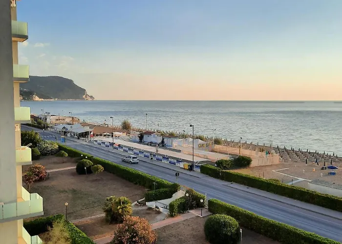 Il Balcone Sul Conero 아파트 *